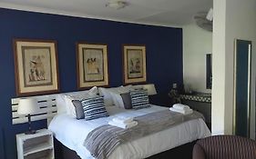 Wayside Lodge